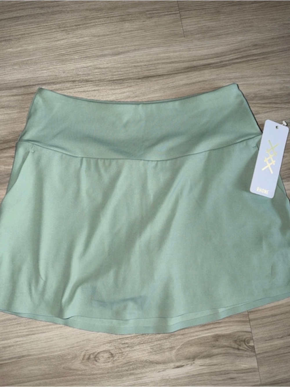 NWT- RHONE 14” course to court skort Mint Green